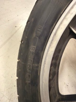 Juego 2 Ruedas 17” con Neumáticos Michelin