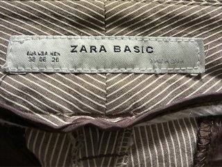 Traje Zara rayas beige y blanco