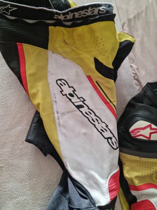 Mono alpinestars Talla 54