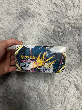 Caja 36 Sobres Pokémon Tempestada Plateada
