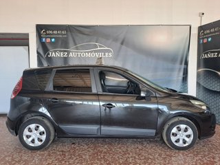 Renault Scenic 2015