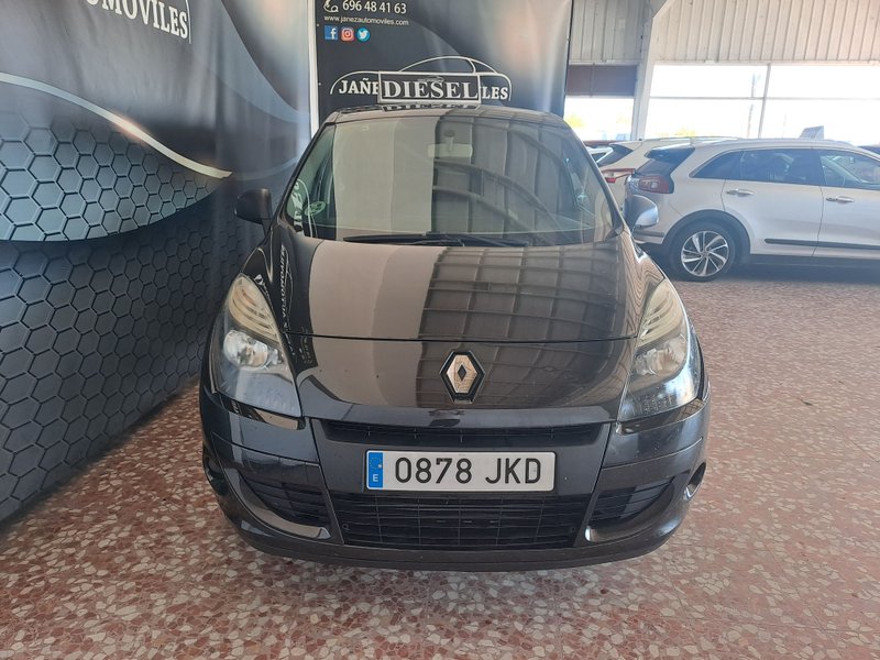 Renault Scénic 2015, foto 2