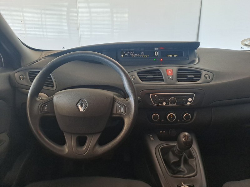 Renault Scénic 2015, foto 12