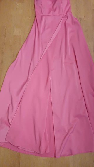 Vestido fiesta cuello halter rosa