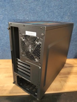 Caja Cooler Master Silencio 352 MicroATX
