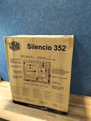 Caja Cooler Master Silencio 352 MicroATX