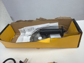 Radial DeWalt DWE4016