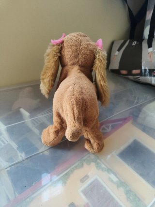 Perrita de peluche Luci