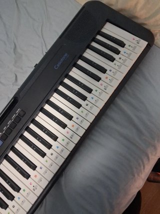 Piano Casio CT-S130