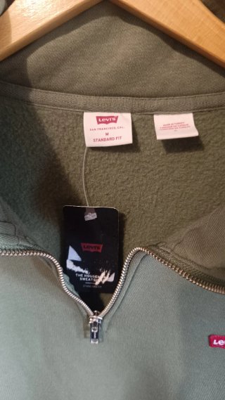 Sudadera Levi's verde con cremallera