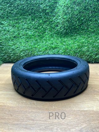 Neumático tubeless 250×54 CST