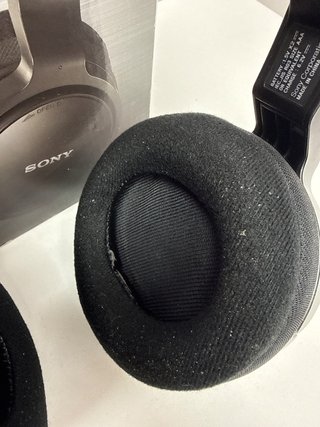 Auriculares Diadema Sony Wireless RF811RK