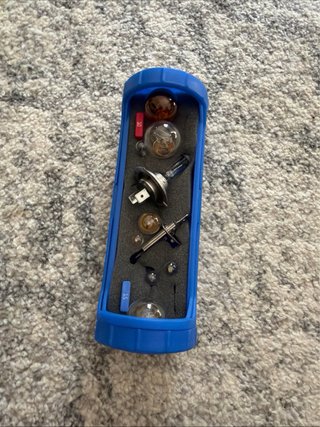 Estuche VW Bombillas y Fusibles-Nuevo
