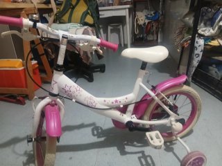 Bicicleta infantil 14 estrellas rosa