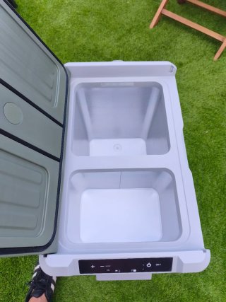 Nevera Portátil Eléctrica Outsunny 45L