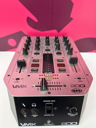 Mesa DJ Behringer Vmx 2000