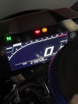 Yamaha R7 2022 - A2