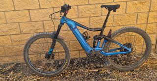 Bicicleta Eléctrica Giant Trance E+.