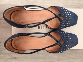 Zapato semi cerrado Hispanitas Azul. Talla 35