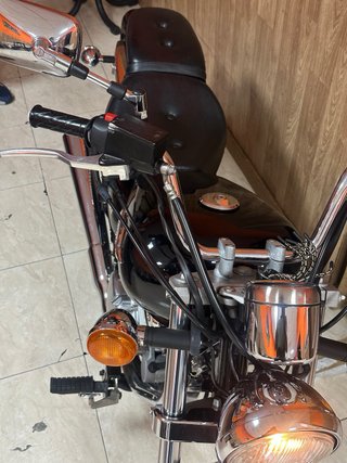 Suzuki 250 Negra - Moto Cruiser