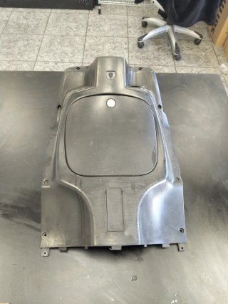 Tapa frontal Peugeot Tweet 125