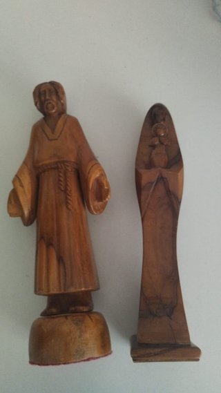 Figuras religiosas talladas en madera