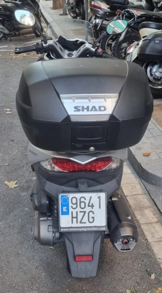 Kawasaki 300 Maxi Scooter Plata