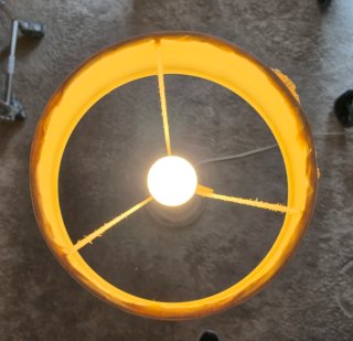 Lámpara de pie IKEA ÅRSTID niquelada