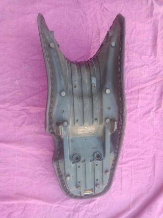 Asiento BMW F650GS, año 2006