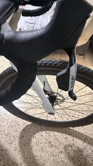 Bicicleta Berria Gravel Carbono cambio electronico