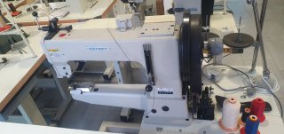 Máquina de coser industrial Refrey 205 brazo lanza