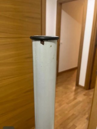 Mesa de escritorio madera y metal