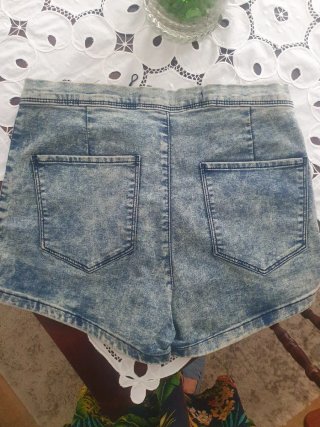 Pantalón corto vaquero Bershka Talla L