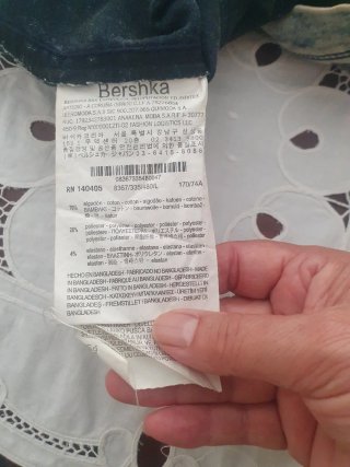Pantalón corto vaquero Bershka Talla L