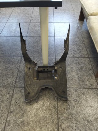 Tapa suelo Peugeot Tweet 125