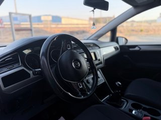 Volkswagen Touran 2016