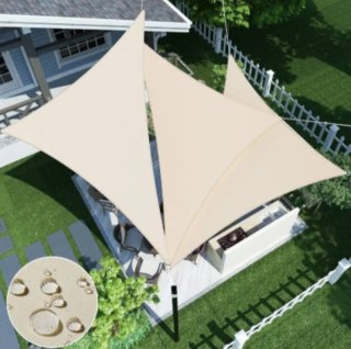Toldo triangular 3x3x3 beige con cuerdas