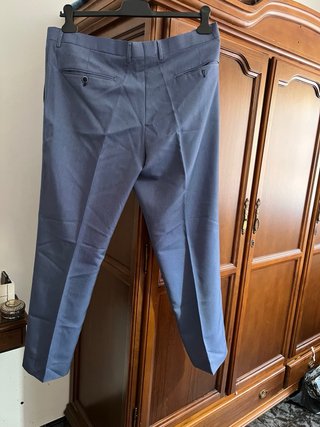 Traje de hombre: chaqueta y pantalón