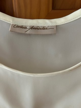 Blusa crema sin mangas