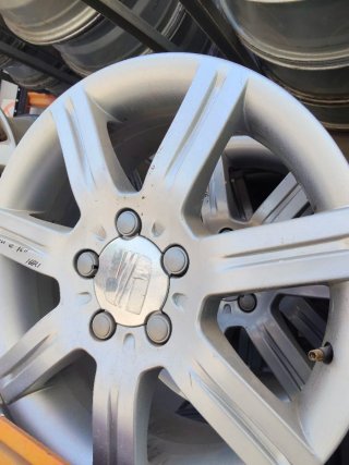 Llantas Seat León 16