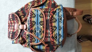 Bolso estilo étnico con estampado