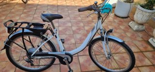 Bicicleta Eléctrica Blanca (SIN BATERÍA)