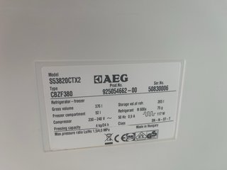 Nevera AEG