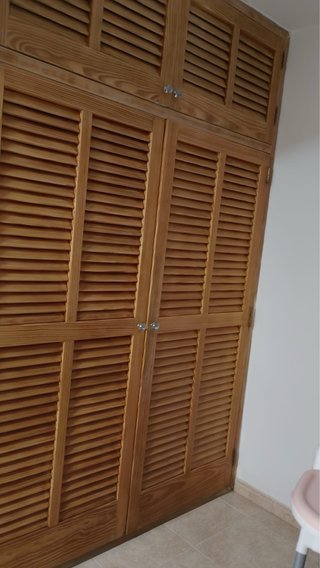 Persiana mallorquina de madera