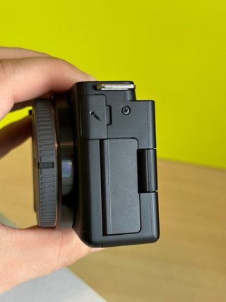 Sony ZV-E10 – Como nueva (Solo 5 usos en estudio)