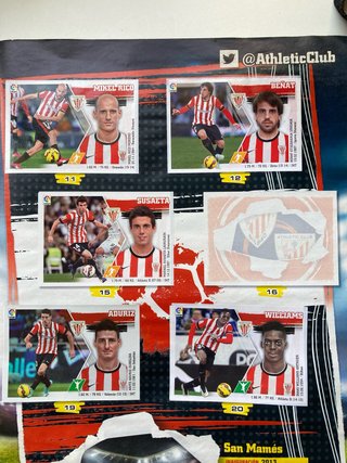 Álbum Liga 2015-16 con cromo de Messi.