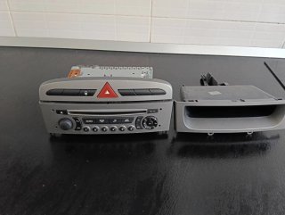 Radio Peugeot 308 año 2008