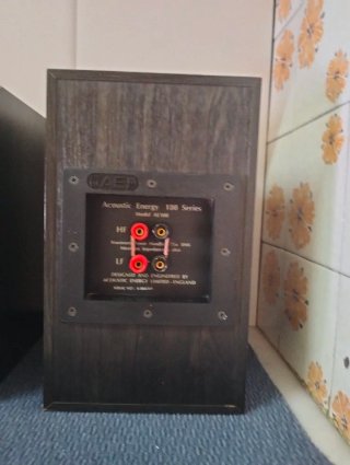 Altavoces Acoustic Energy AE100 Negros