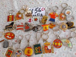 Llaveros de España varios  Son 25 iezas.por ,24.€