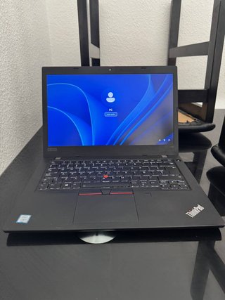 Ordenador portátil lenovo Thinkpad i5  8 Generació